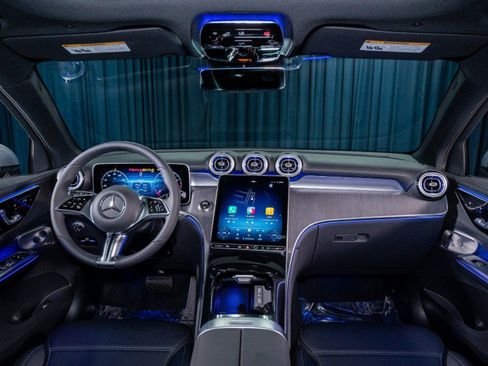 New 2026 Mercedes-Benz GLC 300 4MATIC image 14