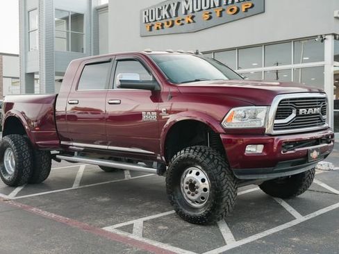 Used 2017 RAM 3500 Laramie Longhorn image 3