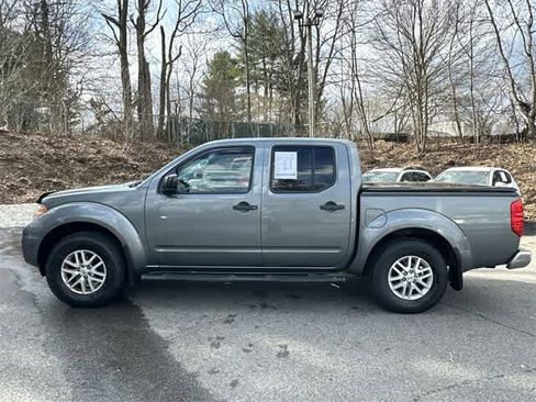 Used 2017 Nissan Frontier SV w/ SV Value Truck Package image 2