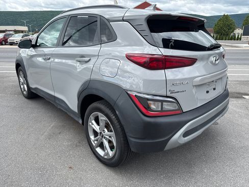 Used 2022 Hyundai Kona SEL AWD/4WD image 6