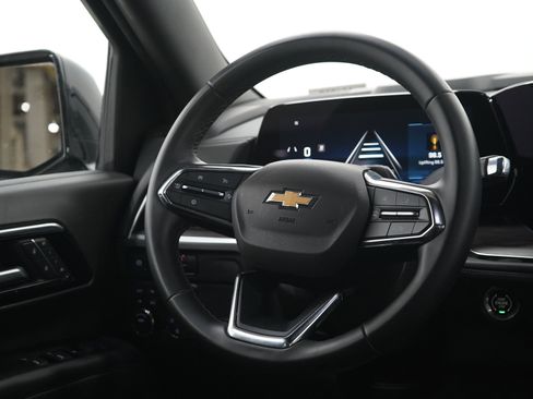 Used 2025 Chevrolet Tahoe LT AWD/4WD image 17