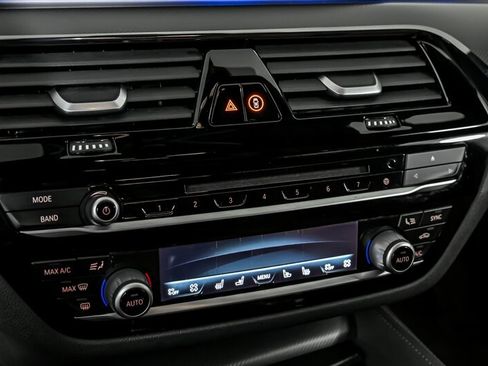 Used 2019 BMW M5 w/ Executive Package image 32