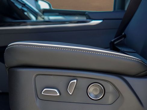 New 2026 Cadillac Escalade Sport w/ Touring Package image 18