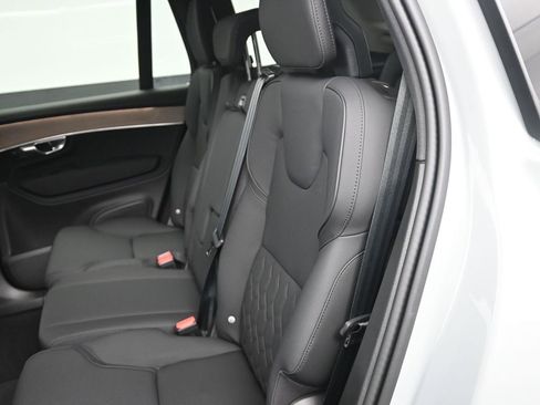 New 2026 Volvo XC90 B5 Core AWD/4WD image 14