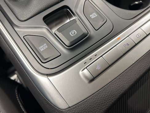 New 2026 Kia Carnival image 21