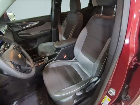 Used 2025 Chevrolet TrailBlazer LT image 17