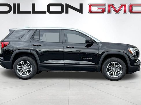 New 2026 GMC Terrain Elevation w/ Technology Package II AWD/4WD image 3