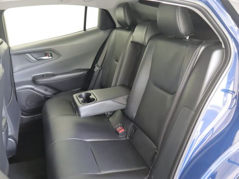 Used 2024 Toyota Prius XLE AWD/4WD image 8