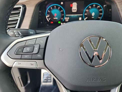 New 2026 Volkswagen Atlas SEL Premium R-Line image 11