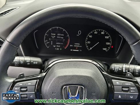 Used 2023 Honda Pilot Touring image 32