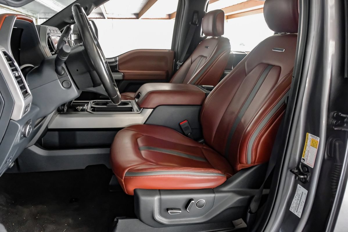 Used 2022 Ford F450 Platinum w/ FX4 Off-Road Package AWD/4WD image 30