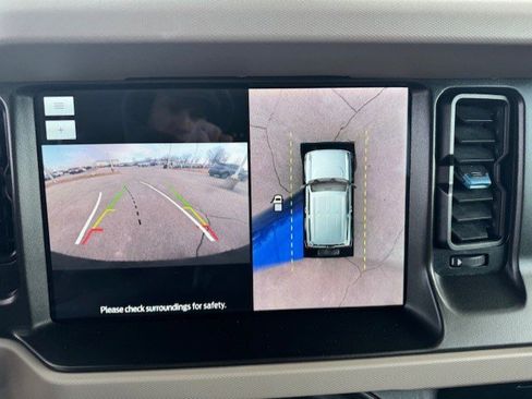 Certified 2022 Ford Bronco Wildtrak image 19