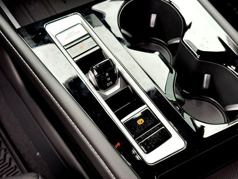 New 2026 Volkswagen Atlas SE FWD image 14
