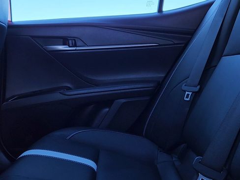 Used 2025 Toyota Camry SE image 16