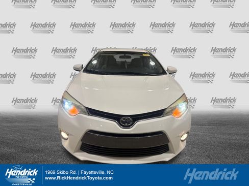 Used 2016 Toyota Corolla LE FWD image 1
