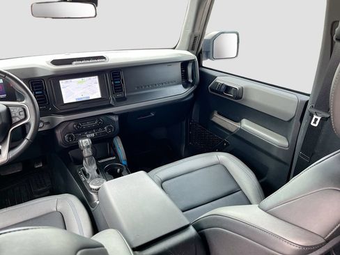 Used 2022 Ford Bronco Black Diamond AWD/4WD image 22
