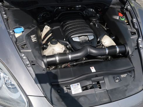 Used 2011 Porsche Cayenne S AWD/4WD image 43