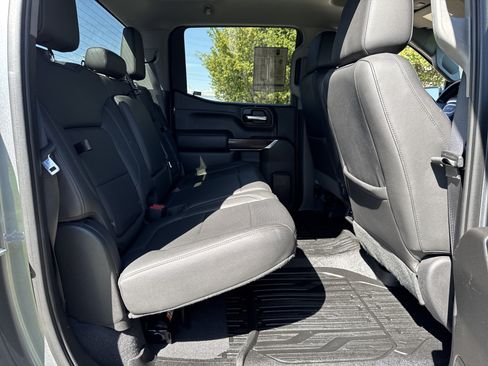Used 2019 GMC Sierra 1500 SLT w/ Driver Alert Package I AWD/4WD image 24