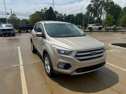 Used 2017 Ford Escape SE w/ SE Cold Weather Package