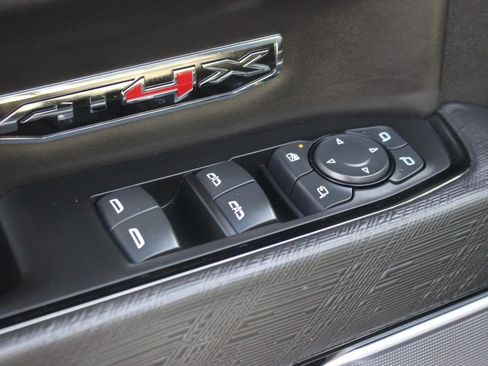Used 2024 GMC Sierra 1500 AT4X AWD/4WD image 15