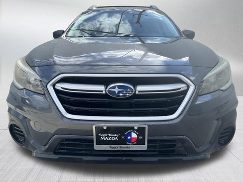 Used 2018 Subaru Outback 2.5i AWD/4WD image 2