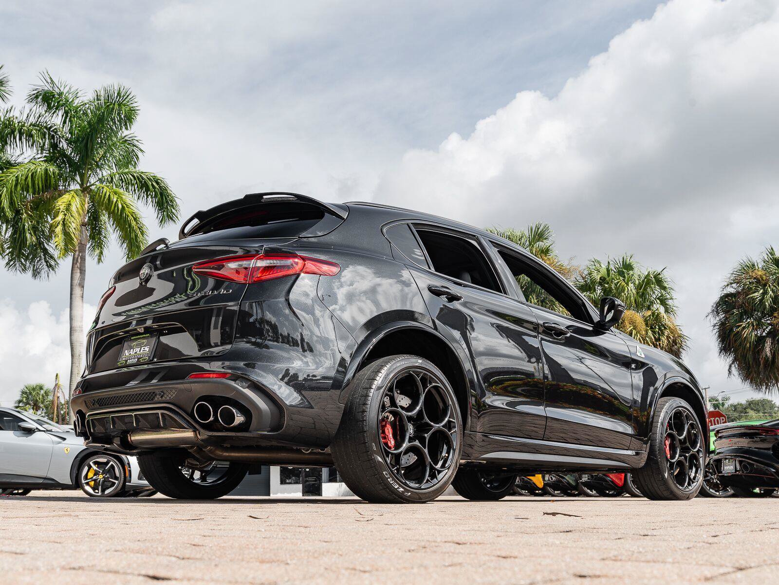 Used 2022 Alfa Romeo Stelvio Quadrifoglio w/ Active Assist Plus Package AWD/4WD image 19