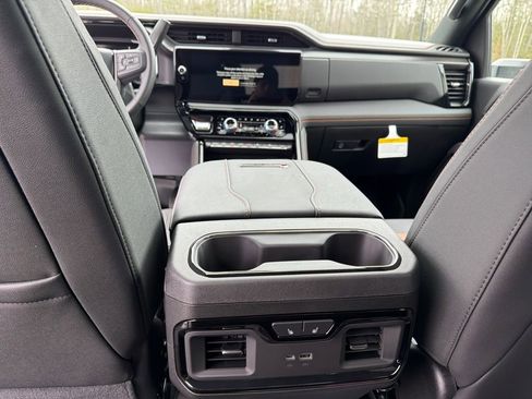New 2026 GMC Sierra 2500 AT4 w/ Technology Package image 20
