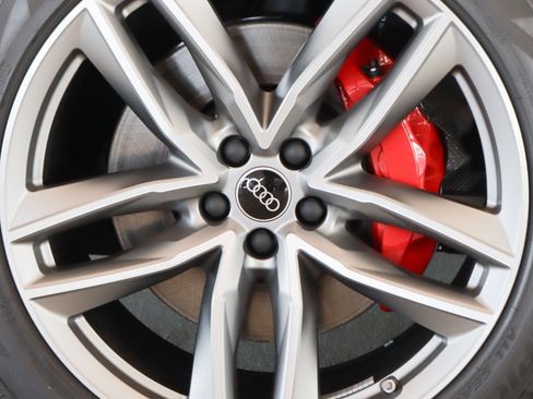 New 2026 Audi Q7 3.0T Prestige image 7