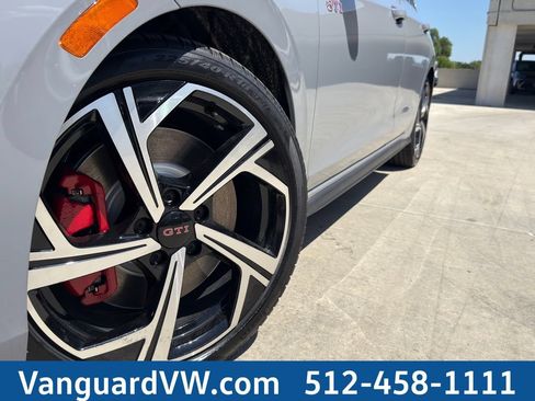 New 2026 Volkswagen GTI SE FWD image 4
