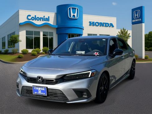 Used 2024 Honda Civic Sport image 1