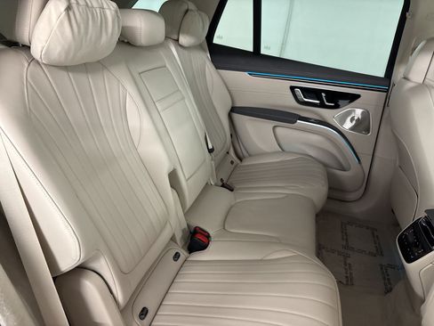 Certified 2023 Mercedes-Benz EQS 580 4MATIC SUV image 31