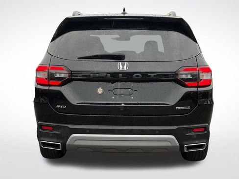 Used 2024 Honda Pilot Touring image 7