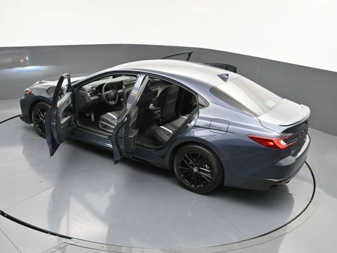 Used 2026 Toyota Camry SE image 41