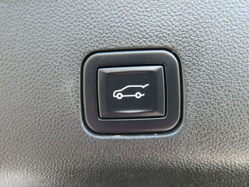Certified 2021 Chevrolet Tahoe Z71 AWD/4WD image 18