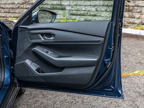 Used 2023 Honda Accord EX image 16