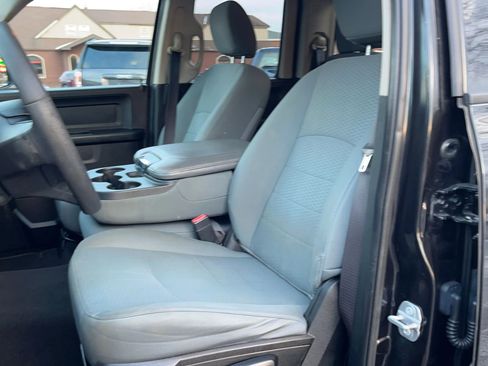 Used 2018 RAM 1500 Express w/ Express Value Package image 4