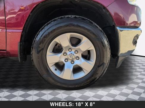 Used 2019 RAM 1500 Big Horn AWD/4WD image 10