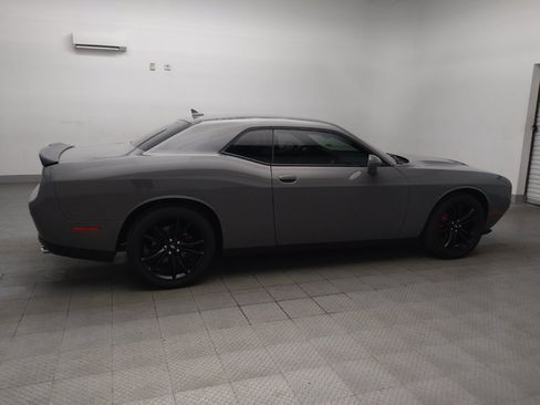 Used 2018 Dodge Challenger SXT w/ Blacktop Package RWD image 10
