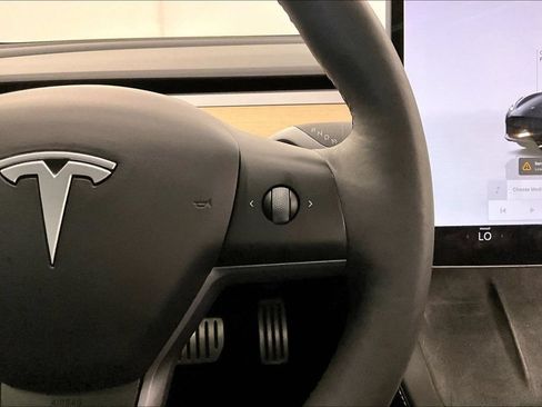 Used 2023 Tesla Model 3 Performance AWD/4WD image 18