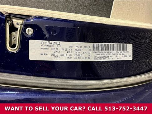 Used 2018 Chrysler Pacifica Touring-L FWD image 18