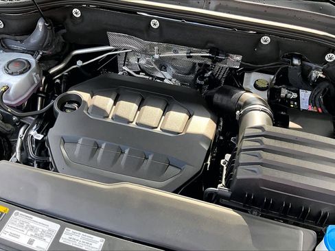 New 2026 Volkswagen Atlas Cross Sport SEL Premium R-Line image 17