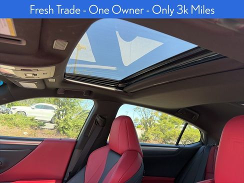 Used 2025 Lexus ES 350 F Sport w/ Accessory Package (Z2) image 10