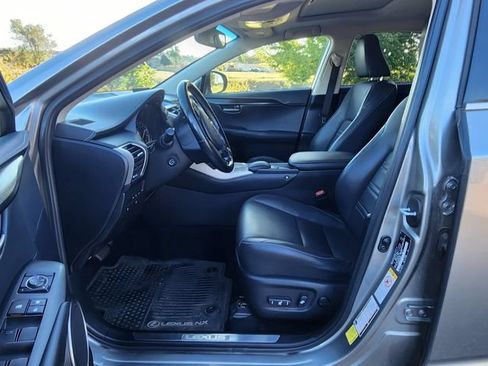 Used 2017 Lexus NX 300h AWD w/ Premium Package image 3
