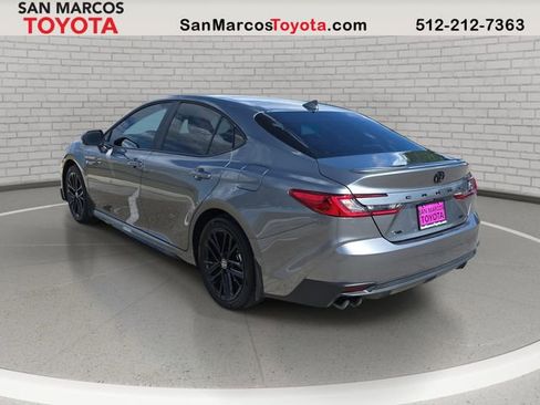 Used 2026 Toyota Camry SE w/ Convenience Package FWD image 8