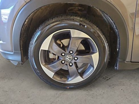 Used 2018 Honda HR-V EX-L image 15