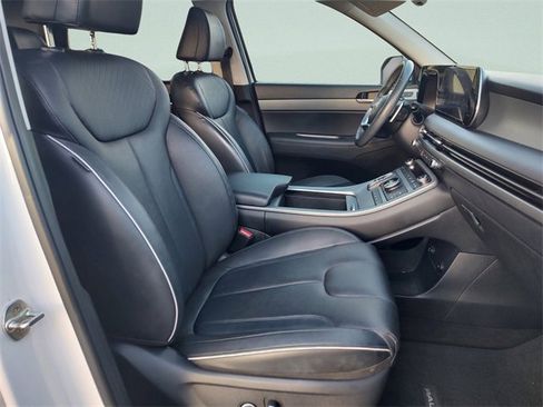 Used 2023 Hyundai Palisade SEL w/ Premium Package image 32