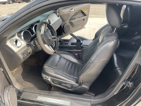 Used 2006 Ford Mustang GT Premium image 18