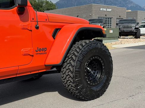 Used 2020 Jeep Wrangler Unlimited Rubicon AWD/4WD image 7