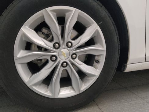 Used 2025 Chevrolet Malibu LT FWD image 31