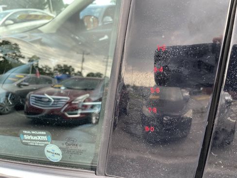 Used 2018 Ford Escape Titanium AWD/4WD image 10